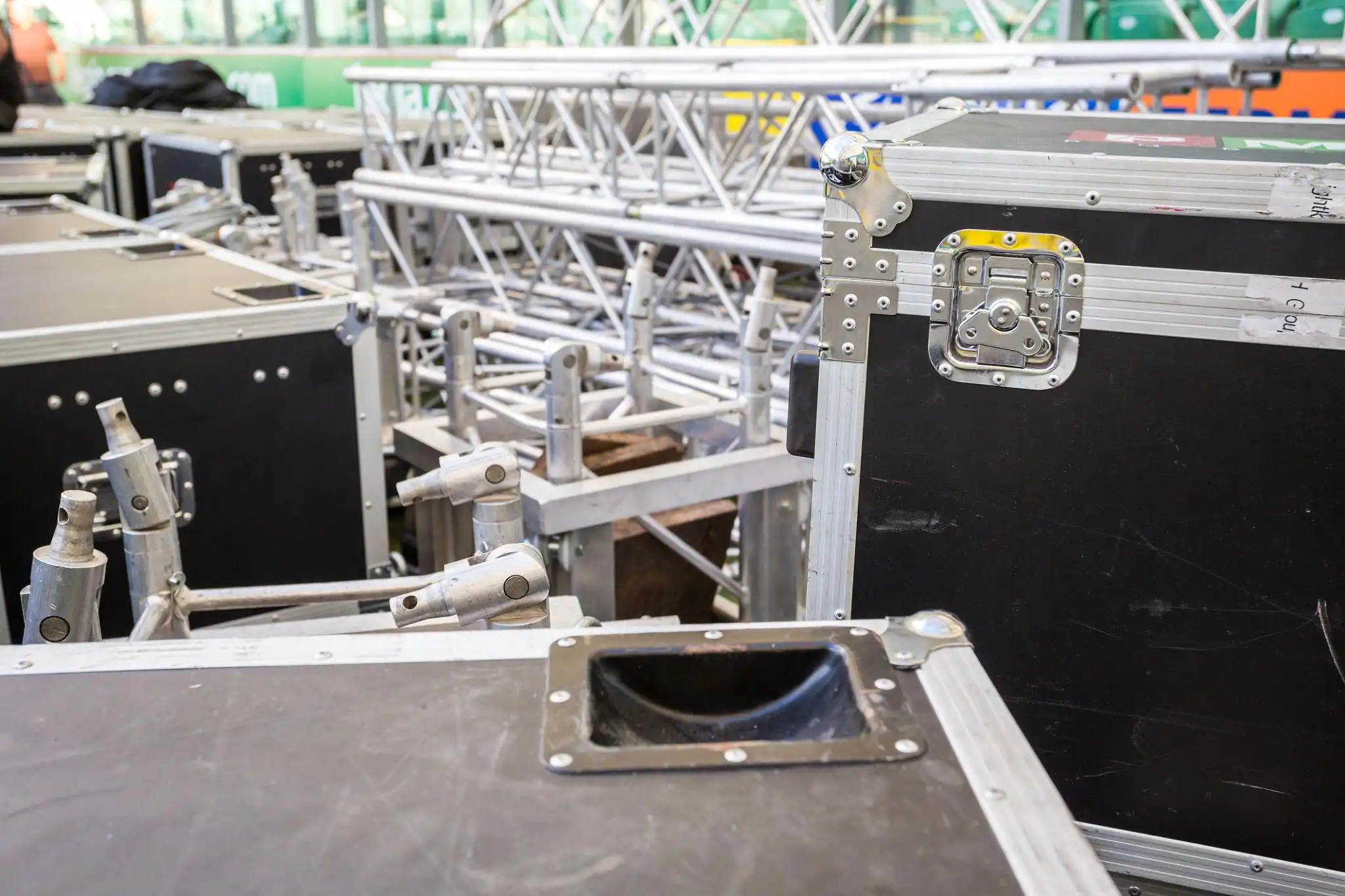 stage lift stage lift