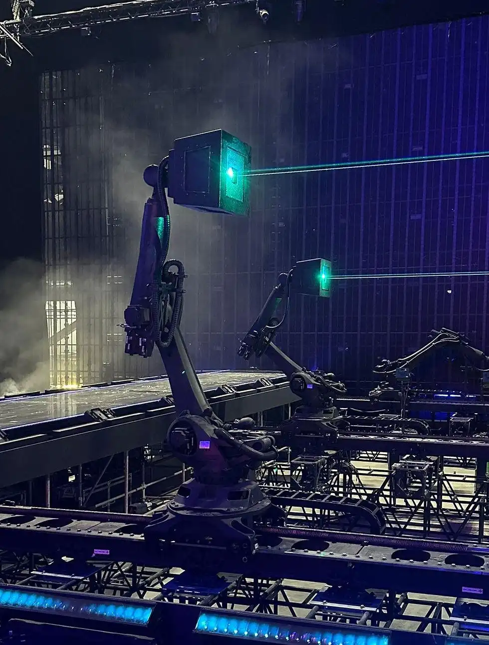 modern-stage-machinery-automation-system modern-stage-machinery-automation-system