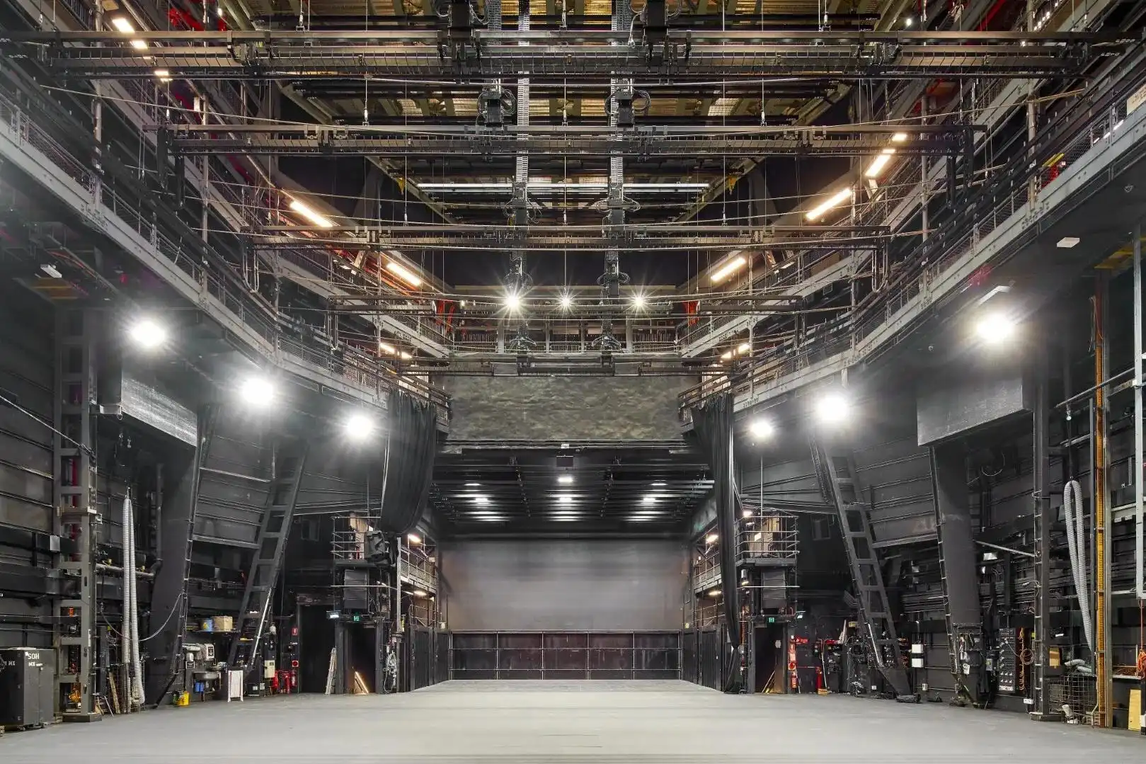 modern-stage-machinery-automation-system