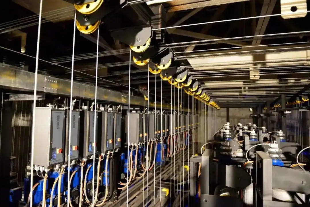 What Types of Overstage Machinery are Best for Small to Mid-Sized Venues?