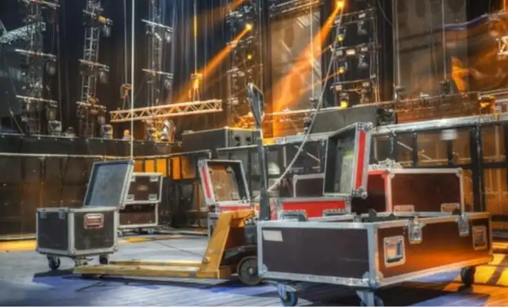 What are the Most Reliable Overstage Machinery Brands for Theater Productions?
