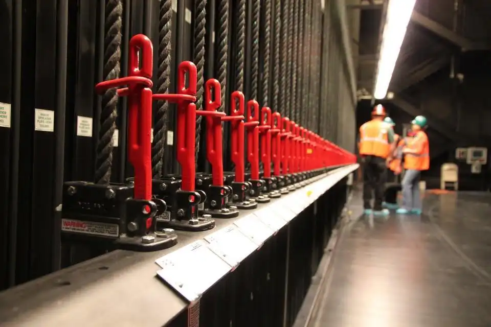 What are the Safest Overstage Machinery Options for Schools and Educational Theaters?